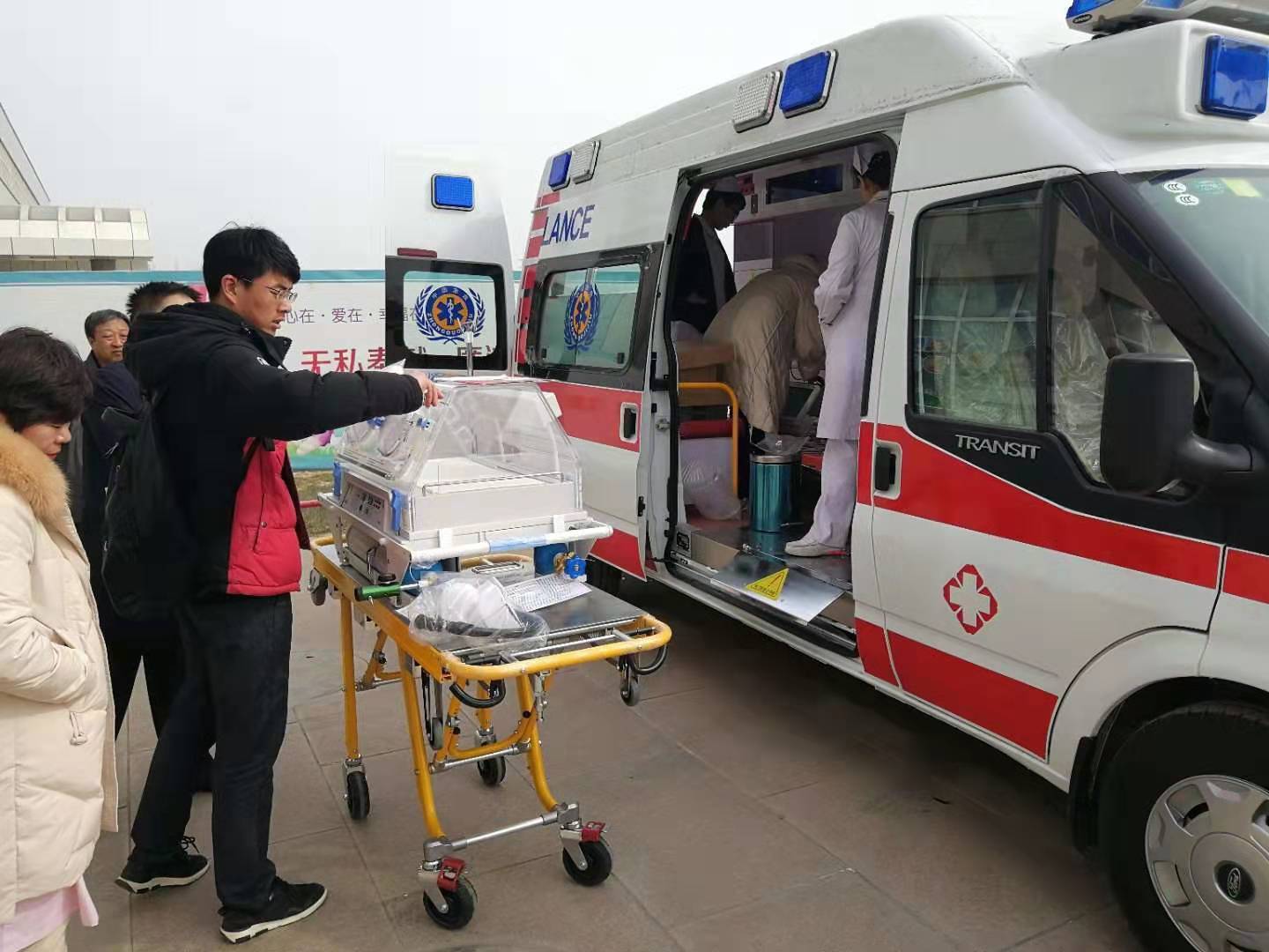 东至县救护车转院